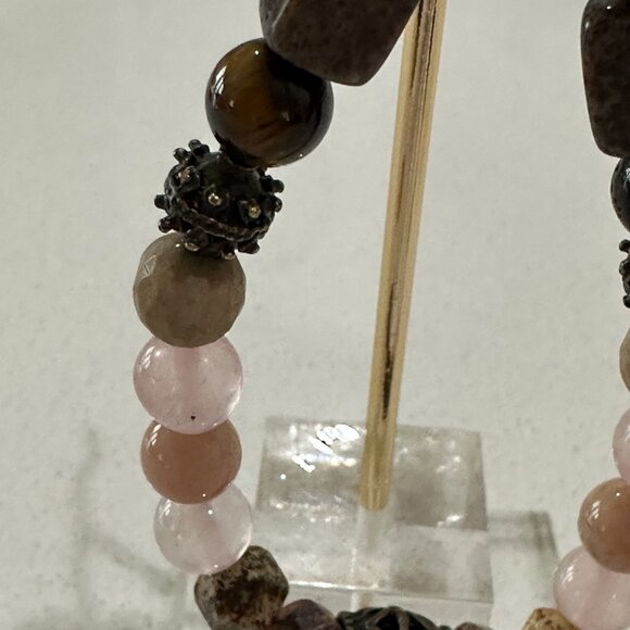 Gorgeous Mixed Stone Stretch Bracelet - Picture 5 of 6